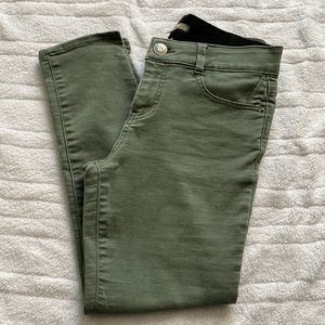 Bass Stretch Crop Army Green Ankle Jeans
